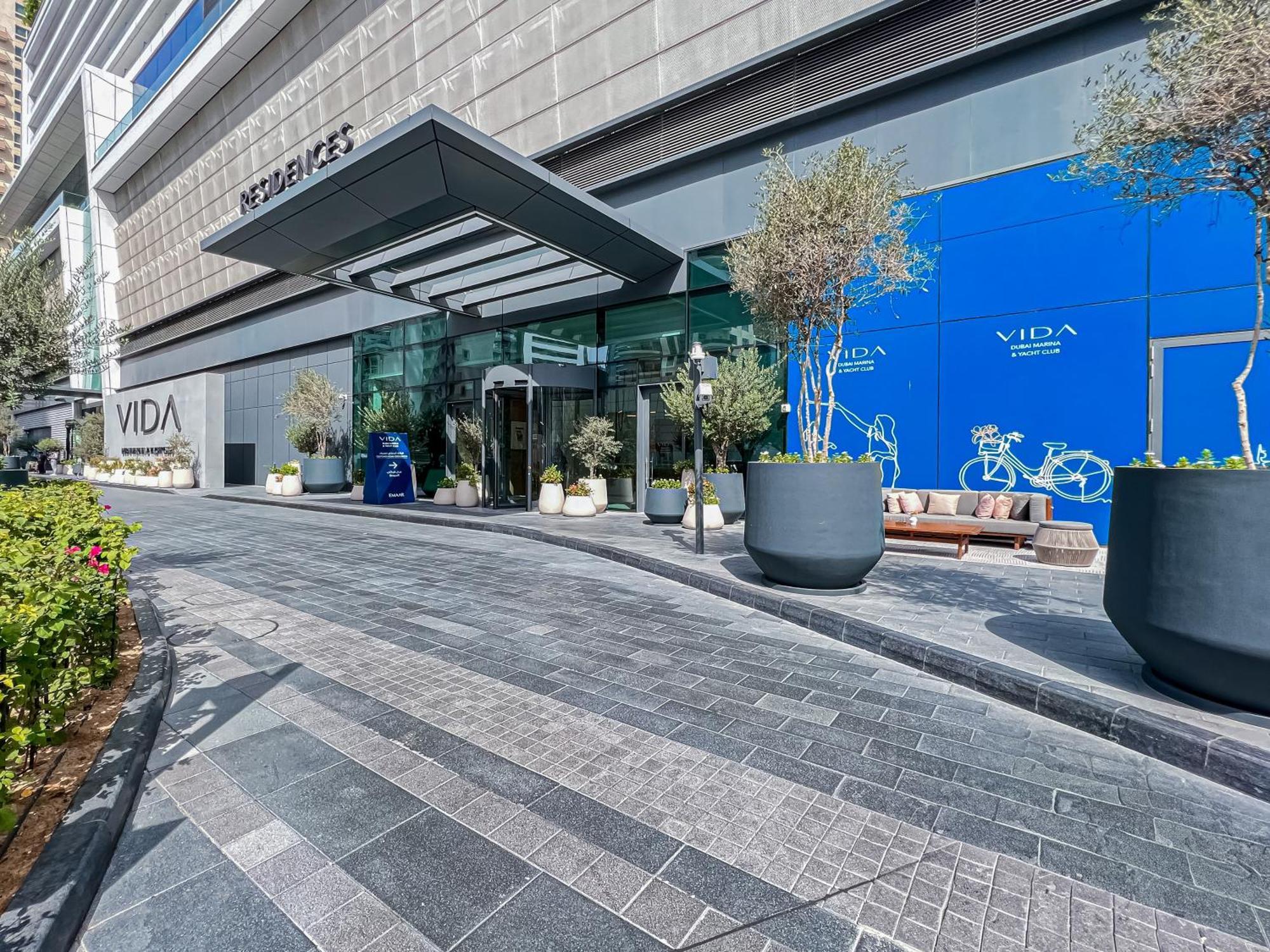 Modern 2Br High Floor Haven In Vida Dubai Marina Apartman Kültér fotó