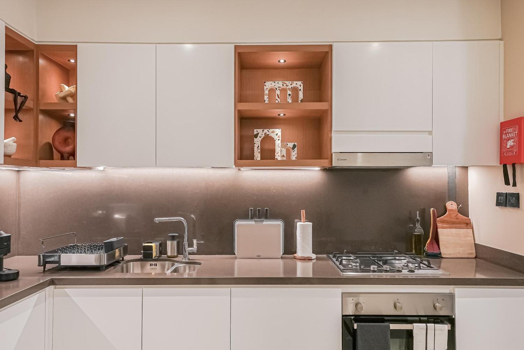 Modern 2Br High Floor Haven In Vida Dubai Marina Apartman Kültér fotó
