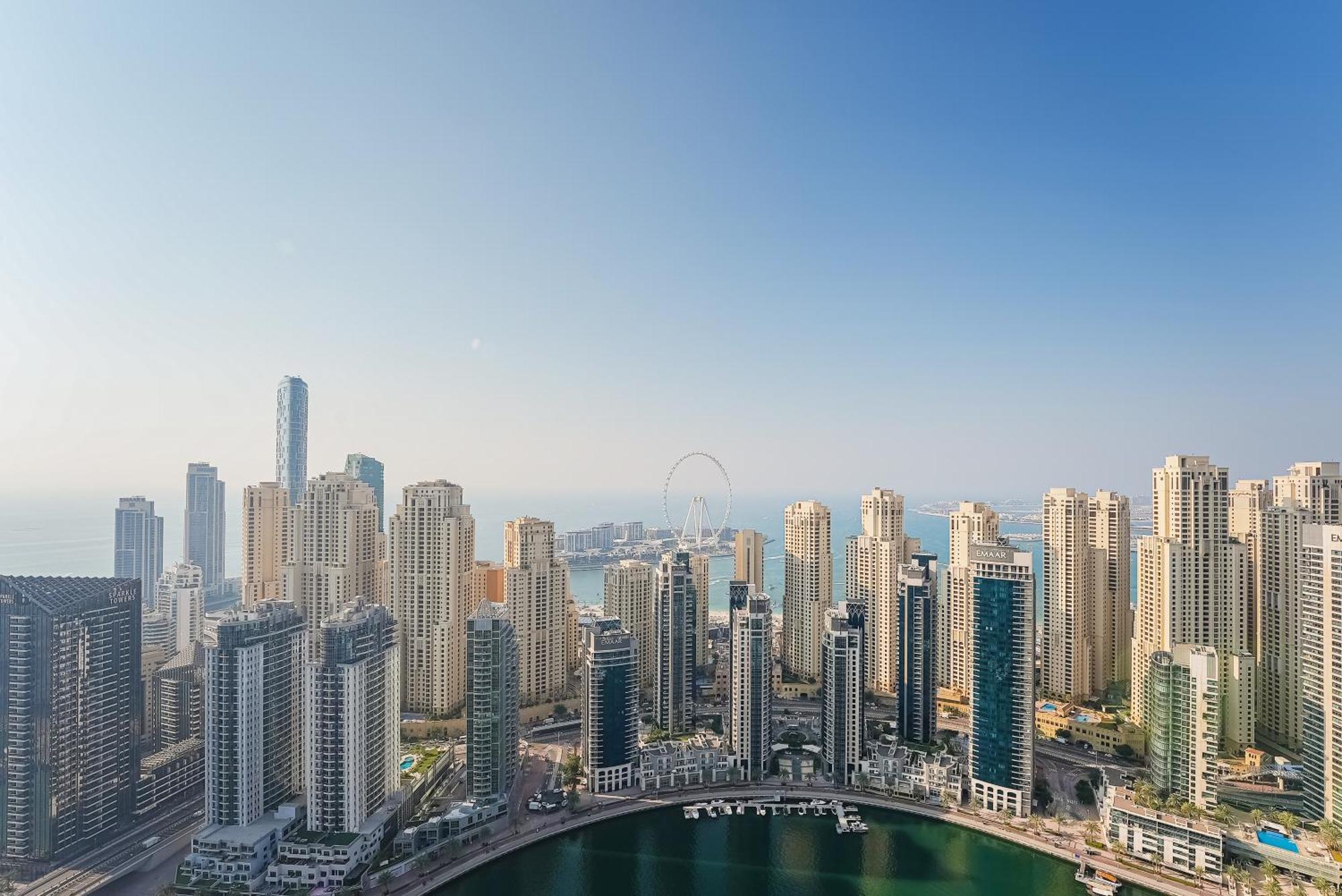 Modern 2Br High Floor Haven In Vida Dubai Marina Apartman Kültér fotó